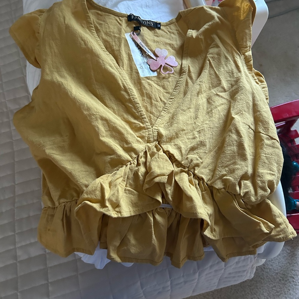 Women’s Yellow Ruffled Top